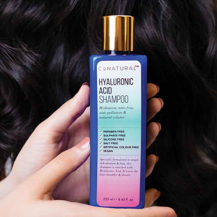 Best-Shampoo-for-Dry-Frizzy-Hair-in-Pakistan